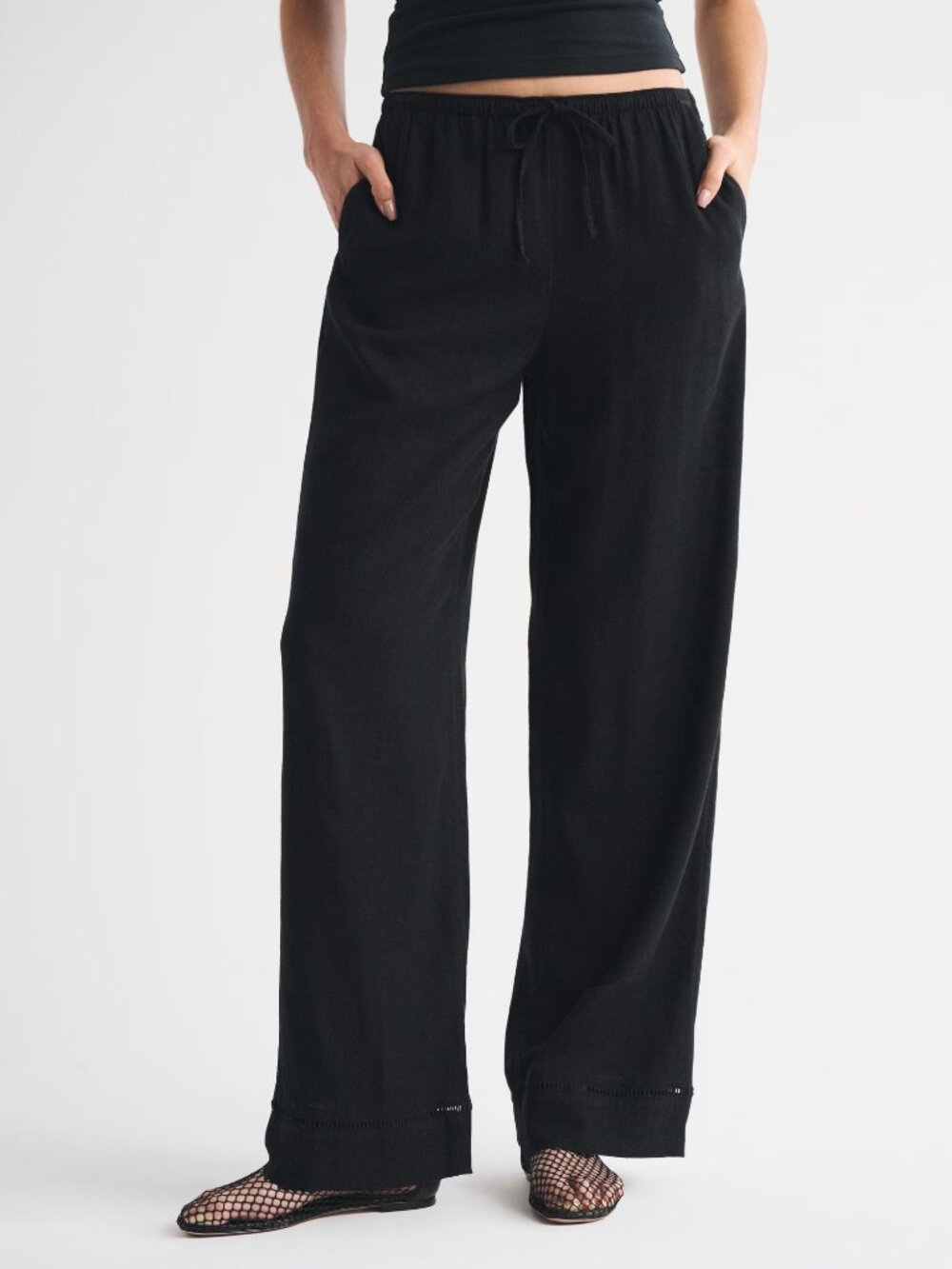 A&F Gemma Linen-Blend Wide Leg Pull-On Pant